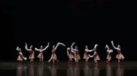 纳西妲腿法娴熟脚法澎湃新闻：深入分析纳西妲在舞蹈表演中展现的高超腿部技巧与独特脚法，带来视觉盛宴